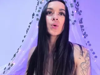 julieth-ssherry's Live Sex Cam Show