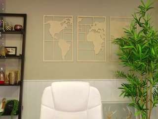 ladyleea Live Webcam on CamSoda