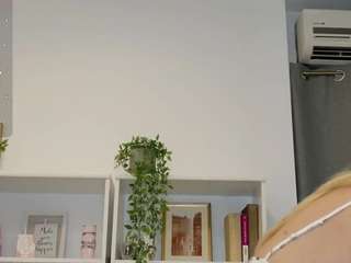 LadyLeea live webcam show