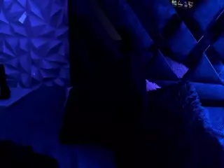 naughttybeccalover's Live Sex Cam Show