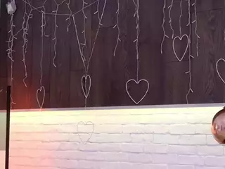 CindeFucknRella's Live Sex Cam Show