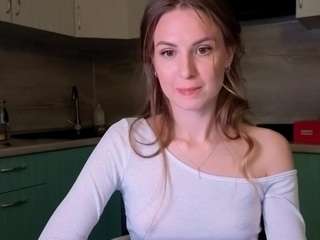 f1oraa live cam profile