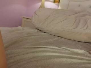 Live webcam model mileyrius on Soda Cams