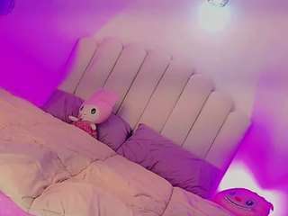  thequeenshot chat room