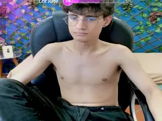 thomas's Live Sex Cam Show