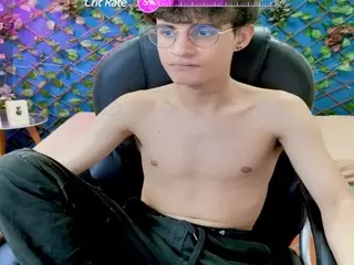 thomas's Live Sex Cam Show