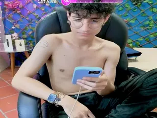 thomas's Live Sex Cam Show
