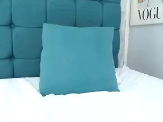 AichaBrown's Live Sex Cam Show
