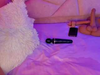 alissemiller Live Webcam on CamSoda