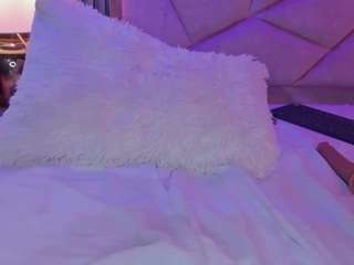 alissemiller Live Webcam on CamSoda