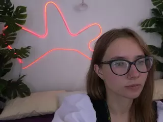 AvroraSnow's Live Sex Cam Show