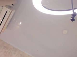 Carolyne-parker's cam show statistics and live stream