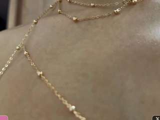 Live webcam model marianabranz on Soda Cams