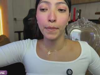 Live webcam model marianabranz on Soda Cams