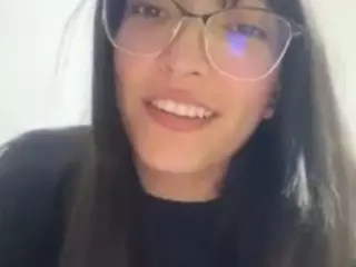 MarianaBranz's Live Sex Cam Show