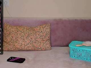 kimmberrr live webcam show