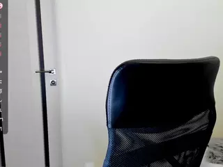 Kimmberrr's Live Sex Cam Show