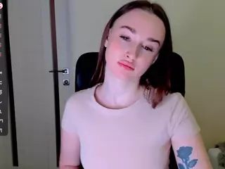 Kimmberrr's Live Sex Cam Show