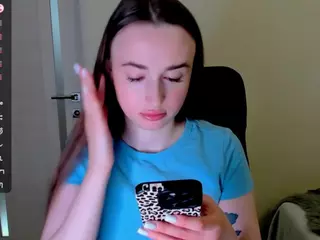 Kimmberrr's Live Sex Cam Show