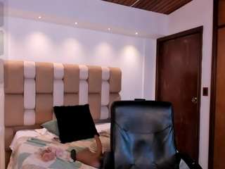 victoria-mooree Sex Cam Show