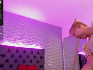 Victoria Mooree's Live Sex Cam Show