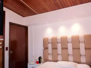 Victoria Mooree's Live Sex Cam Show