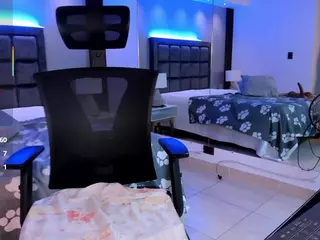 Victoria Mooree's Live Sex Cam Show