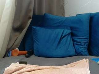 Live cam show with addell3