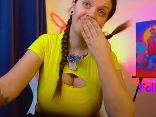 annmikely's CamSoda show and profile