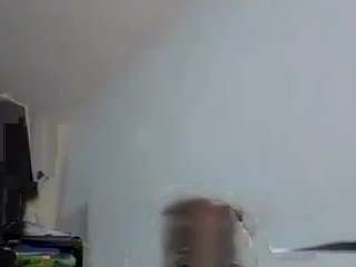 earlybirdgetstheworm... webcam