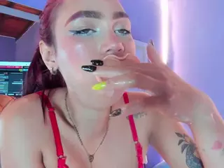 BELLA-ROSE's Live Sex Cam Show