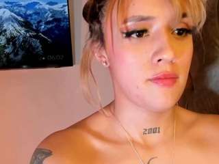 sabrina-cole Live Webcam on CamSoda