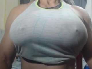 sorayabigtits Live Webcam on CamSoda