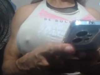 sorayabigtits live cam profile