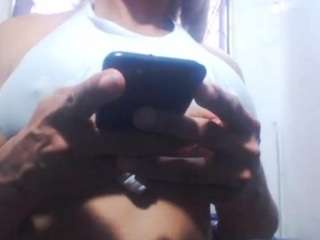 sorayabigtits Sex Cam Show