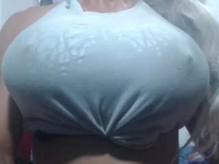 sorayabigtits Sex Cam Show