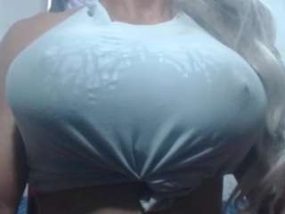 sorayabigtits Sex Cam Show
