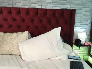 pink-musee Live Webcam on CamSoda