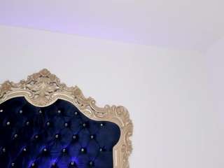  pink-musee chat room