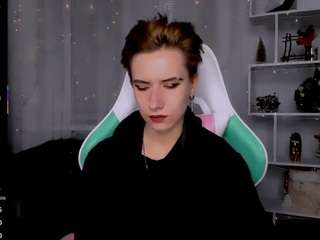 reinramm's CamSoda show and profile