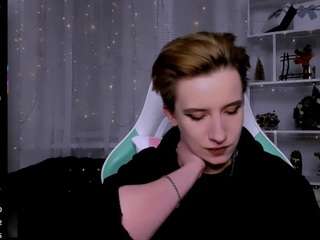 reinramm's CamSoda show and profile