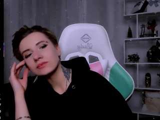 reinramm's CamSoda show and profile