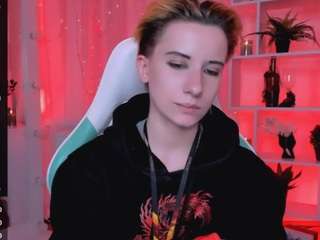 reinramm's CamSoda show and profile