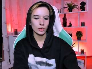 le modèle reinramm est en webcam porno dans un show sur le site camsoda, il possède les tags suivants: average,black hair,toys,tattoos,sex toys,no drinking,naked,masturbate,lovense,handjob,full nudity,foot fetish,fingering,fetish,feet,doggy style,dildo or vibrator,dildo,cum,butt plug