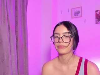 Bella-Dollye live webcam show
