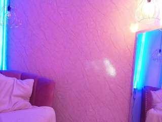 tyana-b Live Webcam on CamSoda