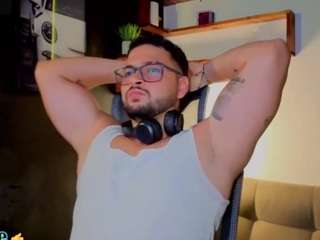andrew-brownn webcam