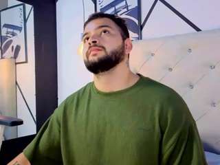 andrew-brownn, male webcam model,  years old, on live webcam