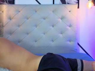 andrew-brownn Sex Cam Show