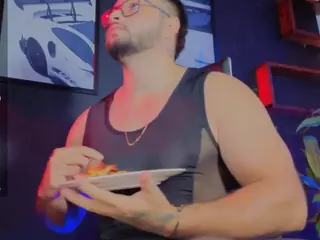 Andrew-Brownn's Live Sex Cam Show